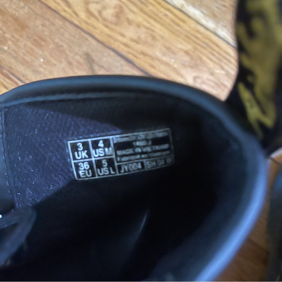 Doc Martens Boots with Zipper / Dr. Martens Size 36 / 5.5 - Picture 4 of 7